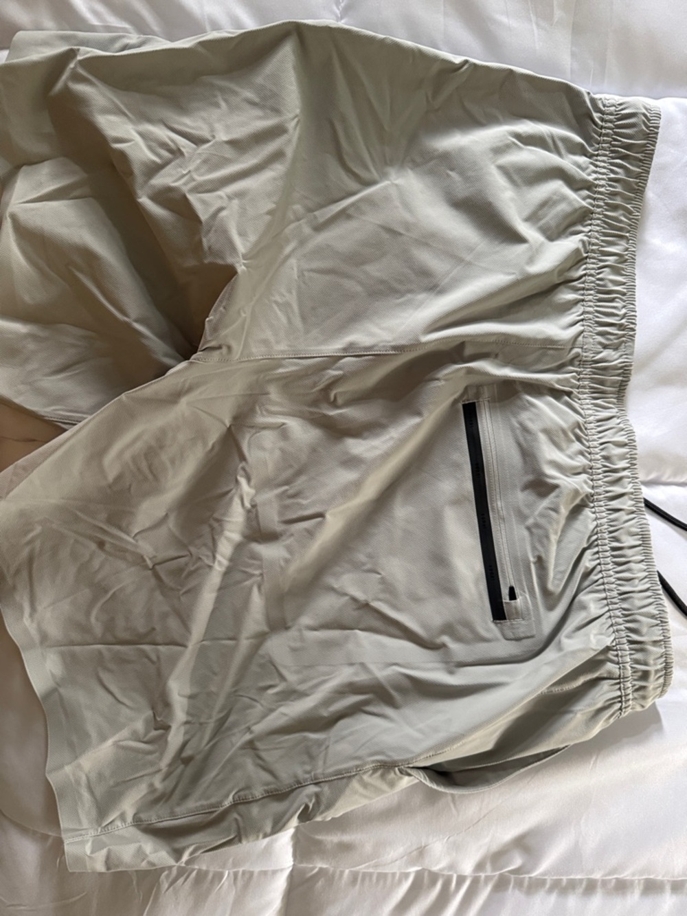 Vuori Men’s Grafton Unlined Shorts - Picture 3 of 3
